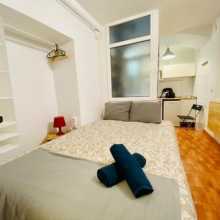 011 Apartamento 1 3 Διαμέρισμα Βαρκελώνη Εξωτερικό φωτογραφία